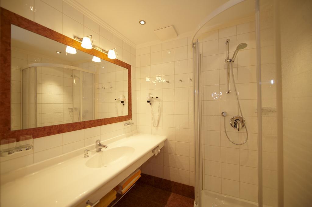 Hotel Martin Ramsau am Dachstein Pokój zdjęcie